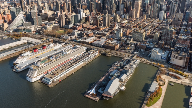 Manhattan Cruise Terminal. Photo by C. Taylor Crothers/NYCEDC.